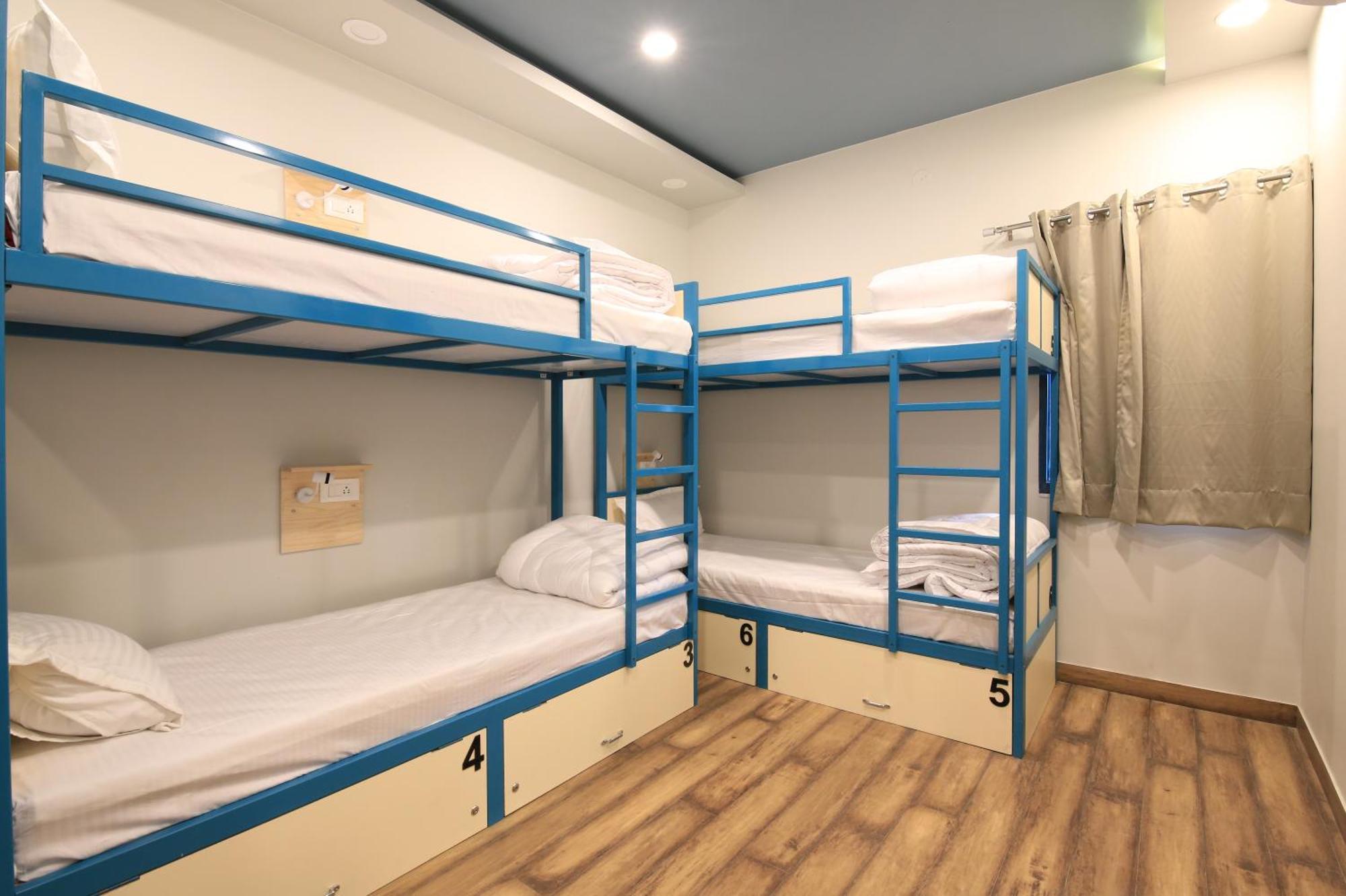 Blue Beds Hostel Джайпур Стая снимка